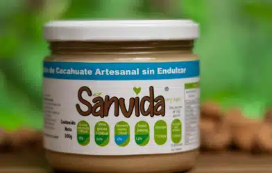 Beneficios de la crema de cacahuate sin azúcar: propiedades, usos y porción ideal